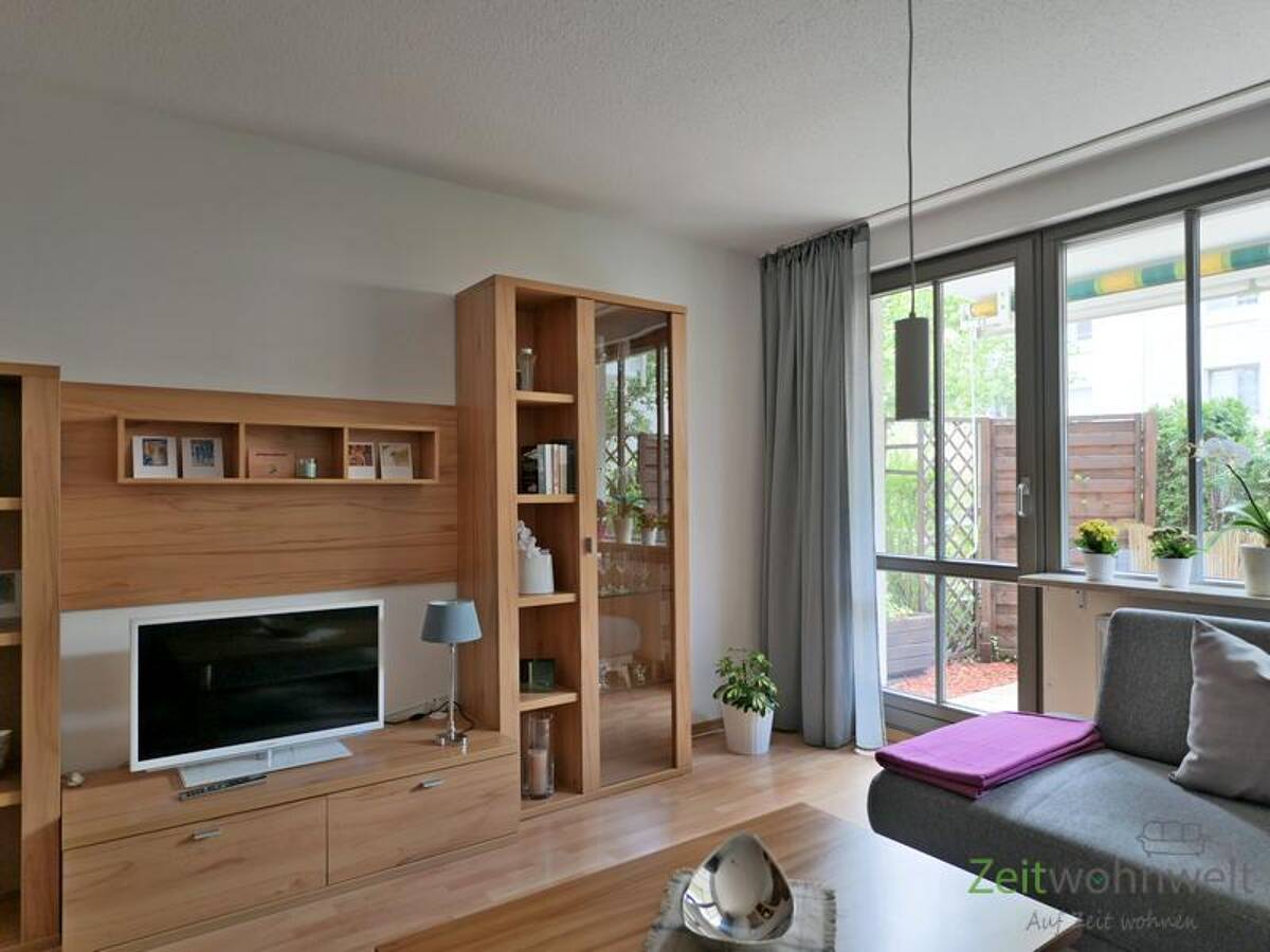 (EF1048_M) Dresden: Leubnitz-Neuostra, sehr schöne möblierte Wohnung mit Terrasse und Tiefgarage, WLAN inkl. – 1217 Dresden – Bild 1 von 9