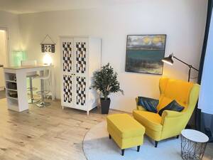 Attraktive, sanierte 1-Zimmer-Wohnung mit Balkon in begehrter Lage von München-Neuhausen – 80634 München – Vorschaubild 2