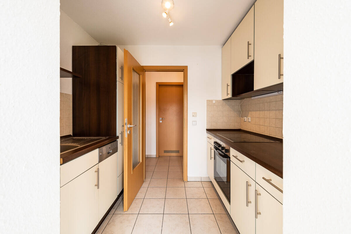 2 Zimmer-Wohnung mit Balkon, Einbauküche und geschlossene Loggia zu vermieten – Chemnitz – Vorschaubild 5