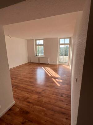 Neu renovierte Wohnung mit Balkon – 39112 Magdeburg – Vorschaubild 3