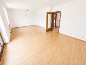 6 Zimmer, Garten und viel Platz: Doppelhaushälfte in München-Feldmoching – 80995 München – Vorschaubild 7