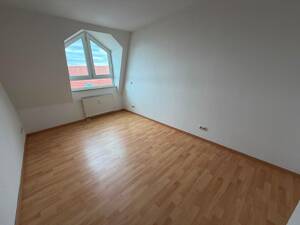 Charmantes 2-Zimmer-Apartment mit Ausblick in Magdeburg – 39120 Magdeburg – Vorschaubild 3