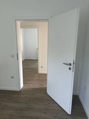 Modernisierte Wohnung mit 3,5 Zimmern und Balkon in Bochum-Eppendorf - Bezug ab 01.12.26 – 44869 Bochum – Vorschaubild 3