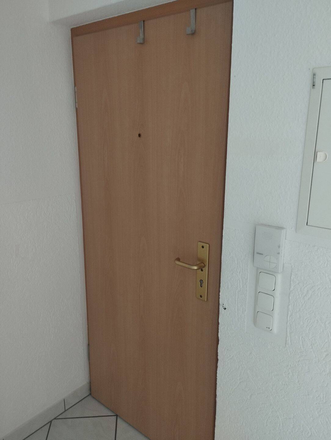 Gepflegte ruhige 3,5-Zimmer Dachgeschosswohnung in Oberhausen-Buschhausen – Oberhausen – Vorschaubild 4