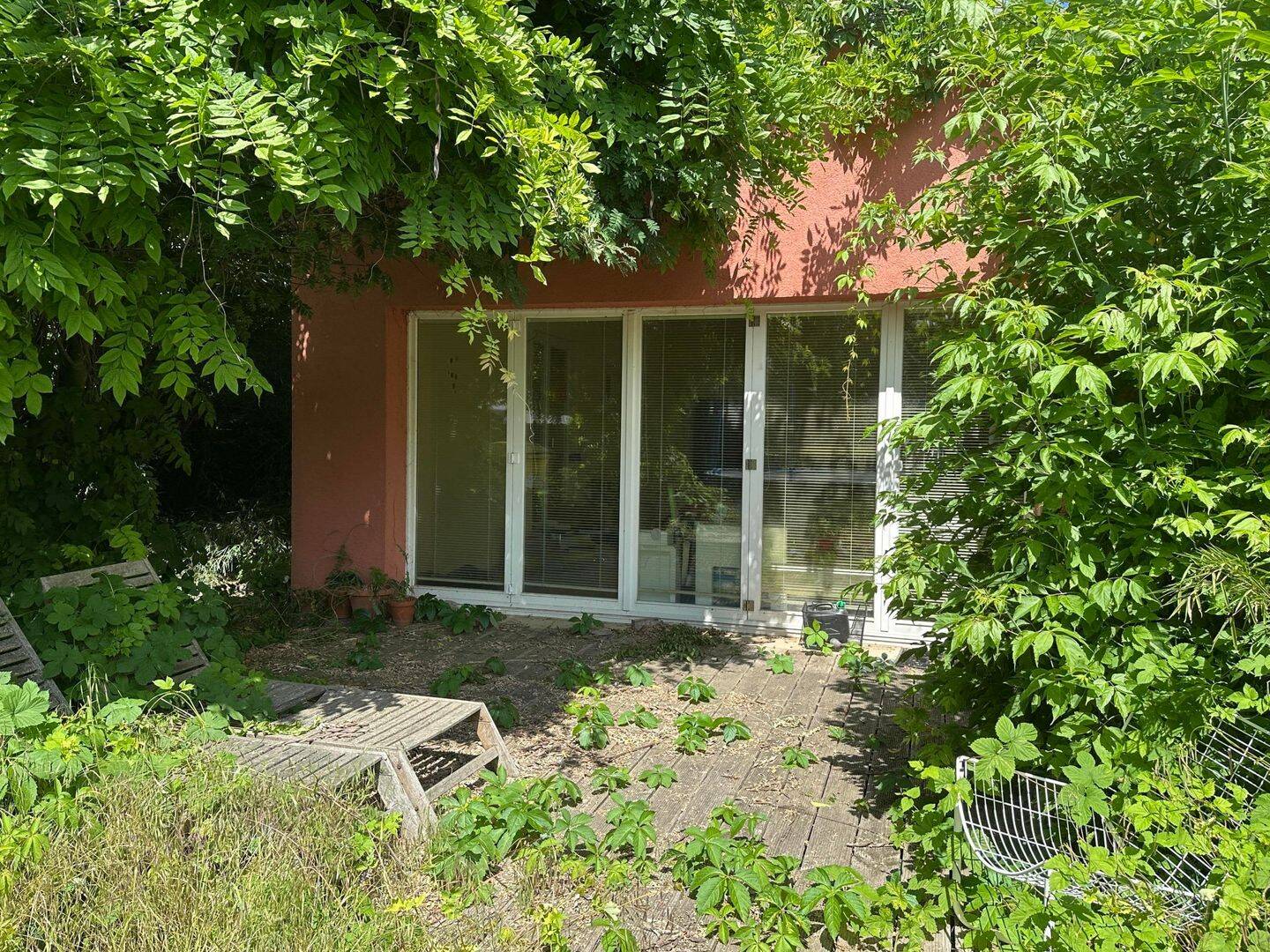 Großzügiger in 2005 komplett sanierter Bungalow mit 2 Zimmern im schönen Bohnsdorf!