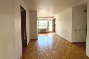Schöne 4-Zimmer-Dachgeschosswohnung mit zwei Balkonen – 70563 Stuttgart – Vorschaubild 4