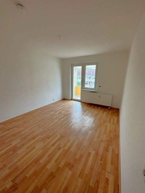 Wohnen in großer Maisonette-Wohnung mit Balkon. – Magdeburg – Vorschaubild 6