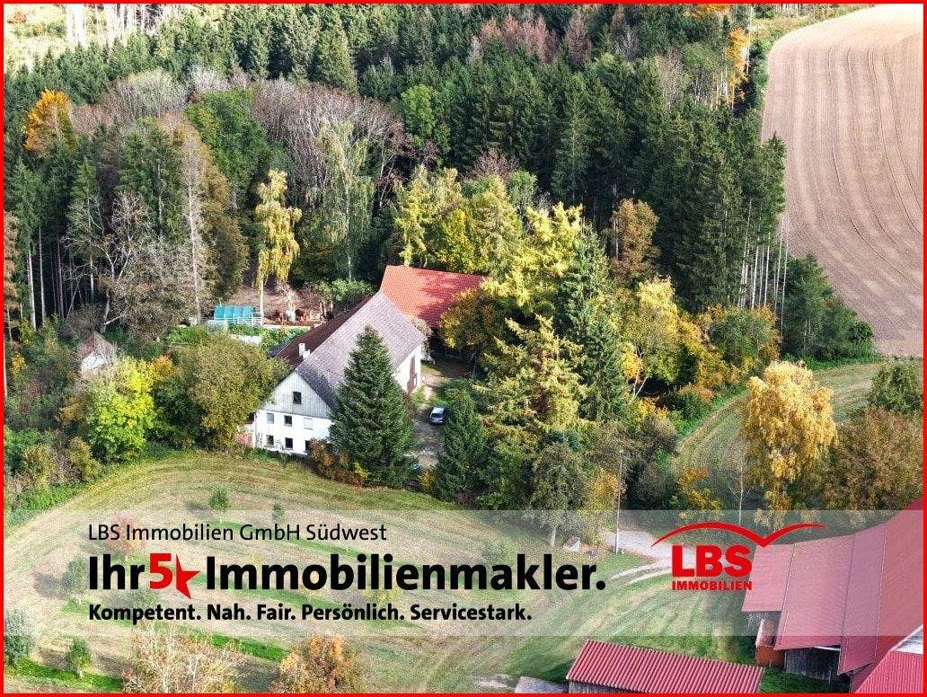 Für Naturliebhaber! Zwei Wohneinheiten in Alleinlage mit großer Scheune und Stall für Pferdehaltung – Heiligenberg – Bild 1 von 9