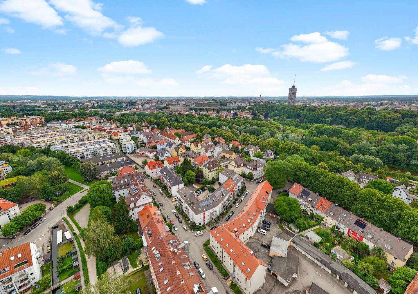 Inkl. Garage: Großzügige Wohnung in Laufnähe zur Wertach! – Augsburg – Vorschaubild 3
