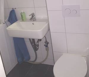PURNHAGEN-IMMOBILIEN - Attraktives Anlageobjekt mit Gewerbe und 4 Wohneinheiten in Bremen Walle – 28219 Bremen – Vorschaubild 7