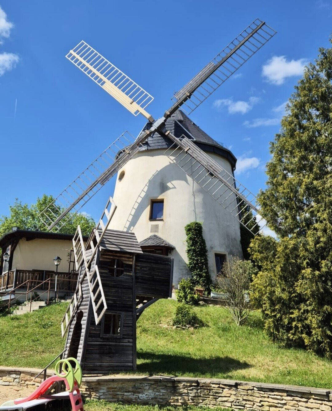 DRESDEN: Sanierte Holländerwindmühle für Liebhaber - Gewerbe oder neuer Wohnsitz? – Dresden – Vorschaubild 2