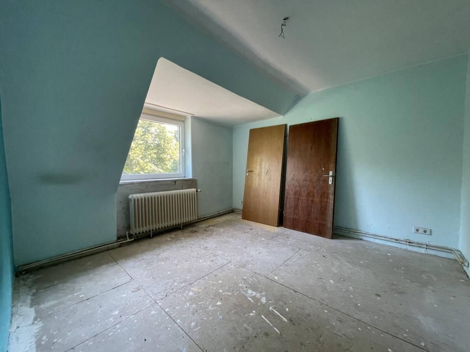 Mehrfamilienhaus in 24113 Kiel mit 144,77 m² kaufen