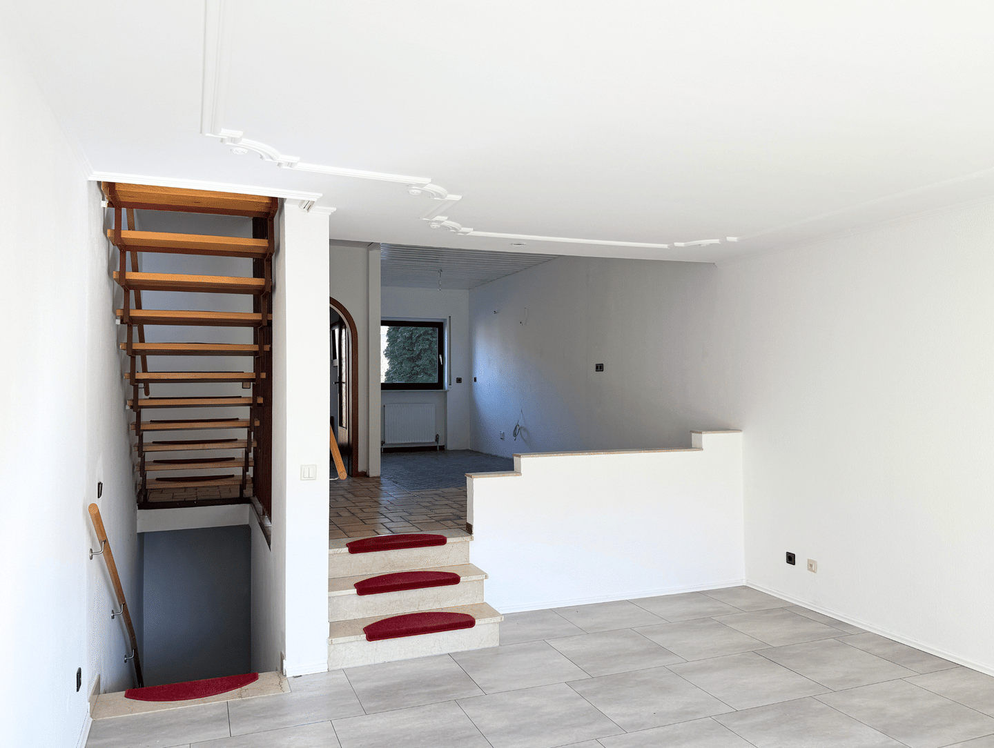 Idyllisches Familien-Zuhause am Feldrand – gepflegtes Reihenhaus mit charmantem Dachstudio, Garten und Garage – Dreieich – Vorschaubild 2