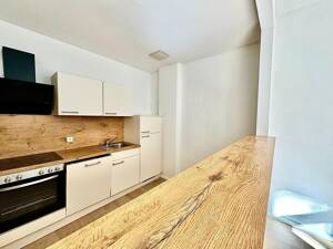 Erstbezug nach Sanierung! Mit Einbauküche und Balkon – 1127 Dresden – Vorschaubild 2