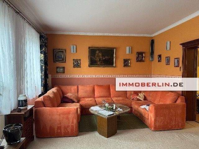 IMMOBERLIN.DE - Sympathischer Vierseithof mit Potenzial für mehrere Generationen auf großzügigem Grundstück – Wandlitz – Bild 1 von 8