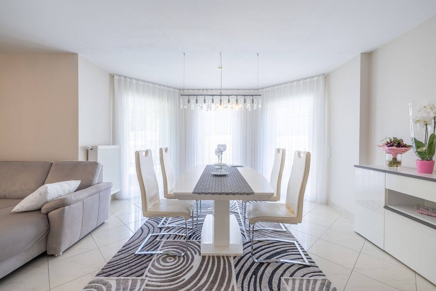 Modernes Einfamilienhaus mit großzügigem Wohnkonzept, Garten und E-Ladestation – Herschbach – Vorschaubild 8
