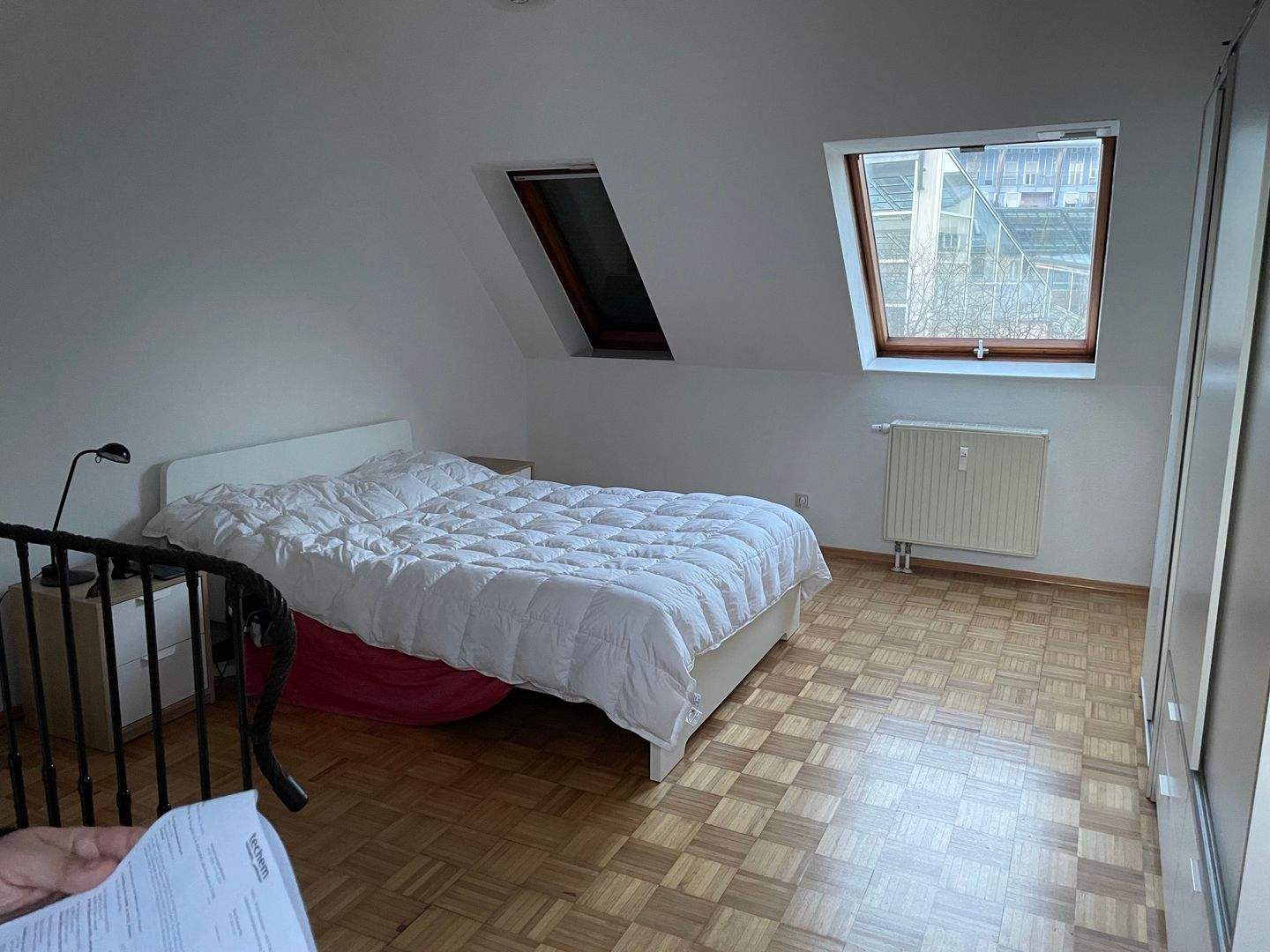 Neu! Nbg. Zentrum! Außergewöhnliche u. gut geschnittene Maisonette-Wohnung (3.OG-DG) mit sonnigem Süd-Balkon & Aufzug und TG-Stellplatz! – Nürnberg – Vorschaubild 4