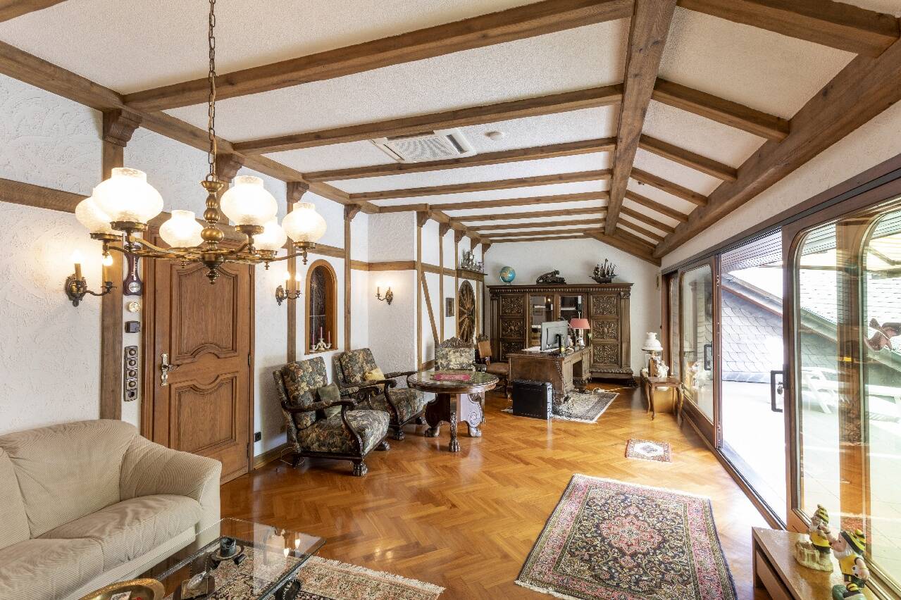 Exklusives Mehrgenerationenhaus mit 3 Wohneinheiten (235 m²/167 m²/75 m²) direkt am Fleyer Wald – Hagen – Vorschaubild 8