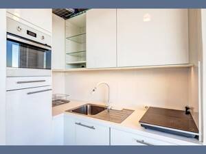 Möbliert: Designapartment mit Alpenblick und Pool – 81477 München – Vorschaubild 5