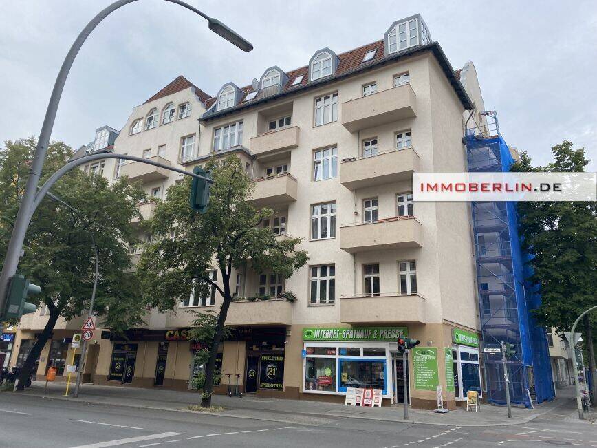 IMMOBERLIN.DE - Charmante Altbauwohnung in ruhiger Lage und renoviertem Zustand – Berlin – Bild 1 von 9