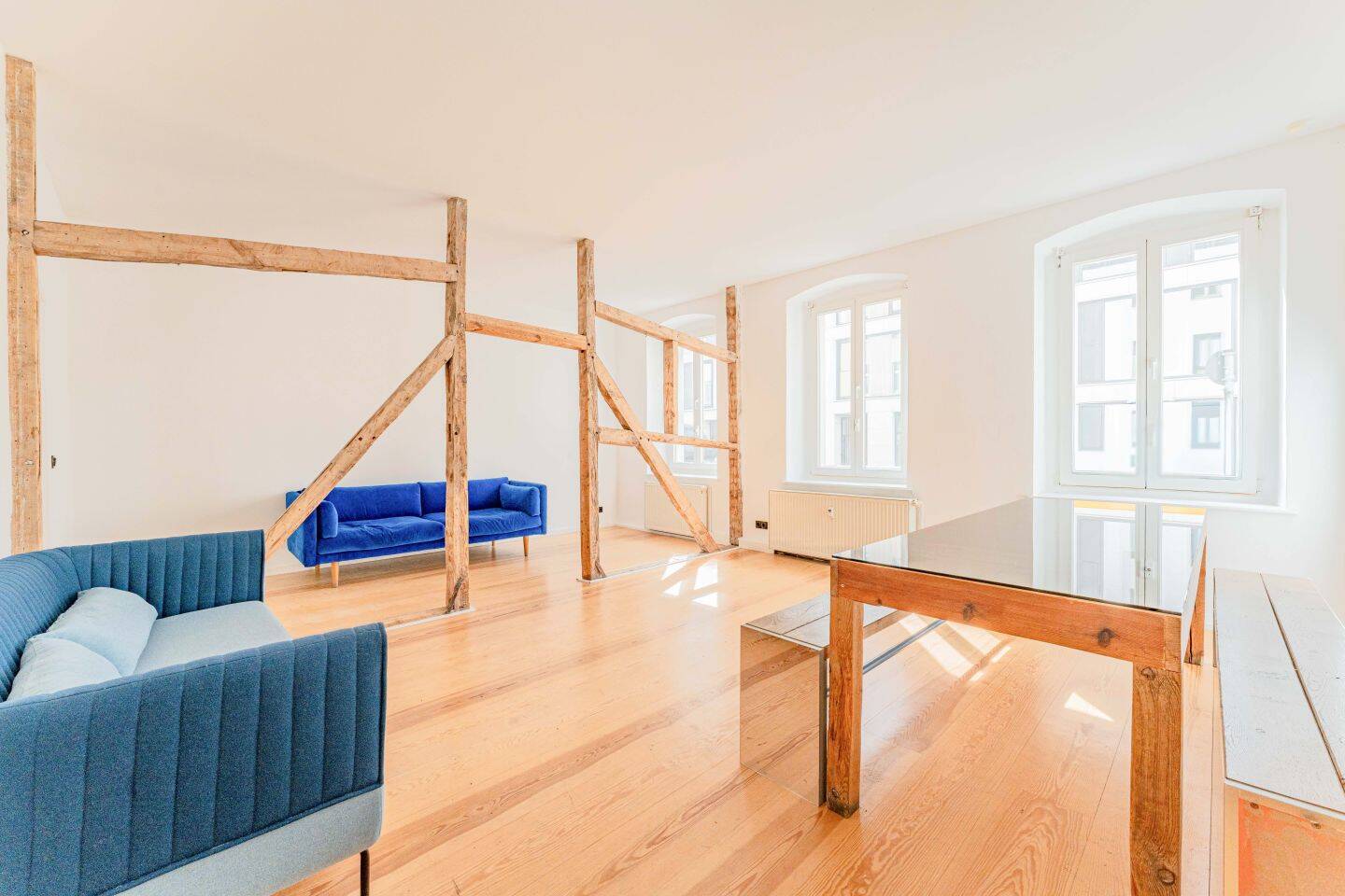 Charmante, bezugsfreie 1,5-Zimmer-Wohnung mit Balkon in bester Lage von Berlin-Mitte! Denkmalschutz – Berlin – Vorschaubild 4