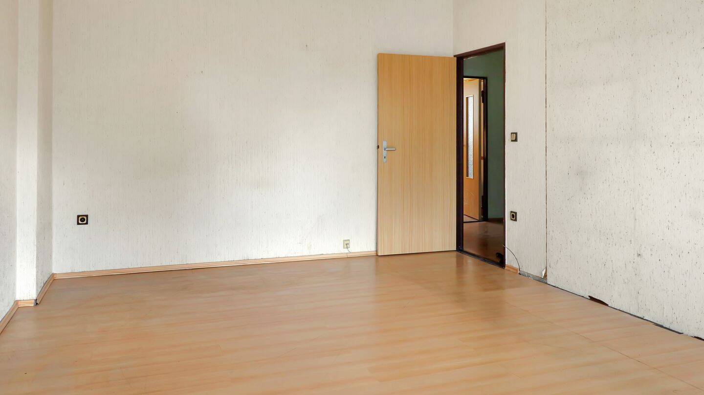 Wohnkomfort mit Potenzial: 4-Zimmer-Wohnung im Hochparterre – Berlin – Vorschaubild 5