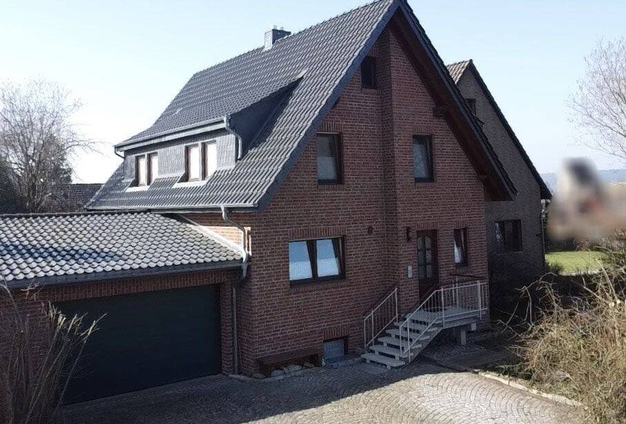 Ein Zuhause für die ganze Familie - 280 m² Wohnfläche & großer Garten
