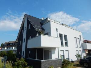 Für Berufstätige/Rentner/Menschen mit Beeinträchtigung,Neubaugl., ebenerdige 2-Zi.-Whg im EG,Terrasse, mod. Duschbad, EBK, Vinylboden, Stellpl. mögl. – 28309 Bremen – Vorschaubild 2