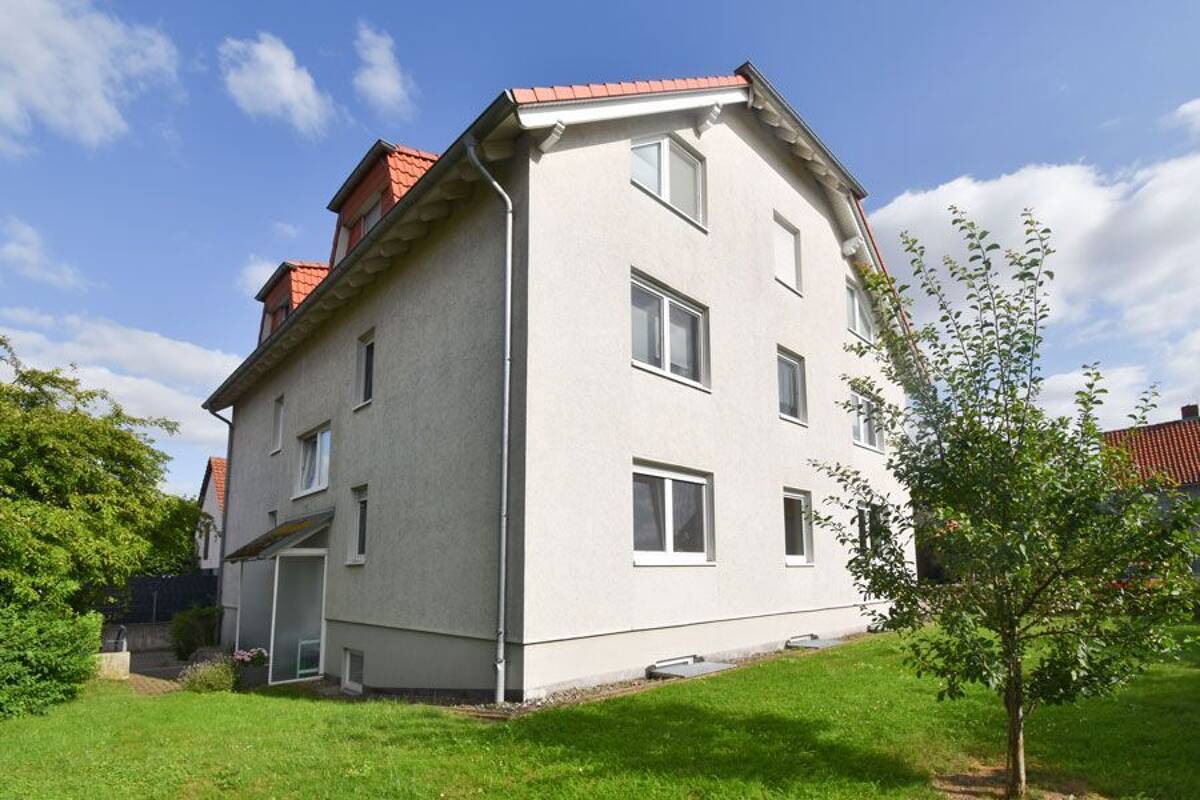 Lichtdurchflutete 3-Zimmer-Wohnung mit Balkon in Salzgitter-Lichtenberg! – 38228 Salzgitter – Bild 1 von 9