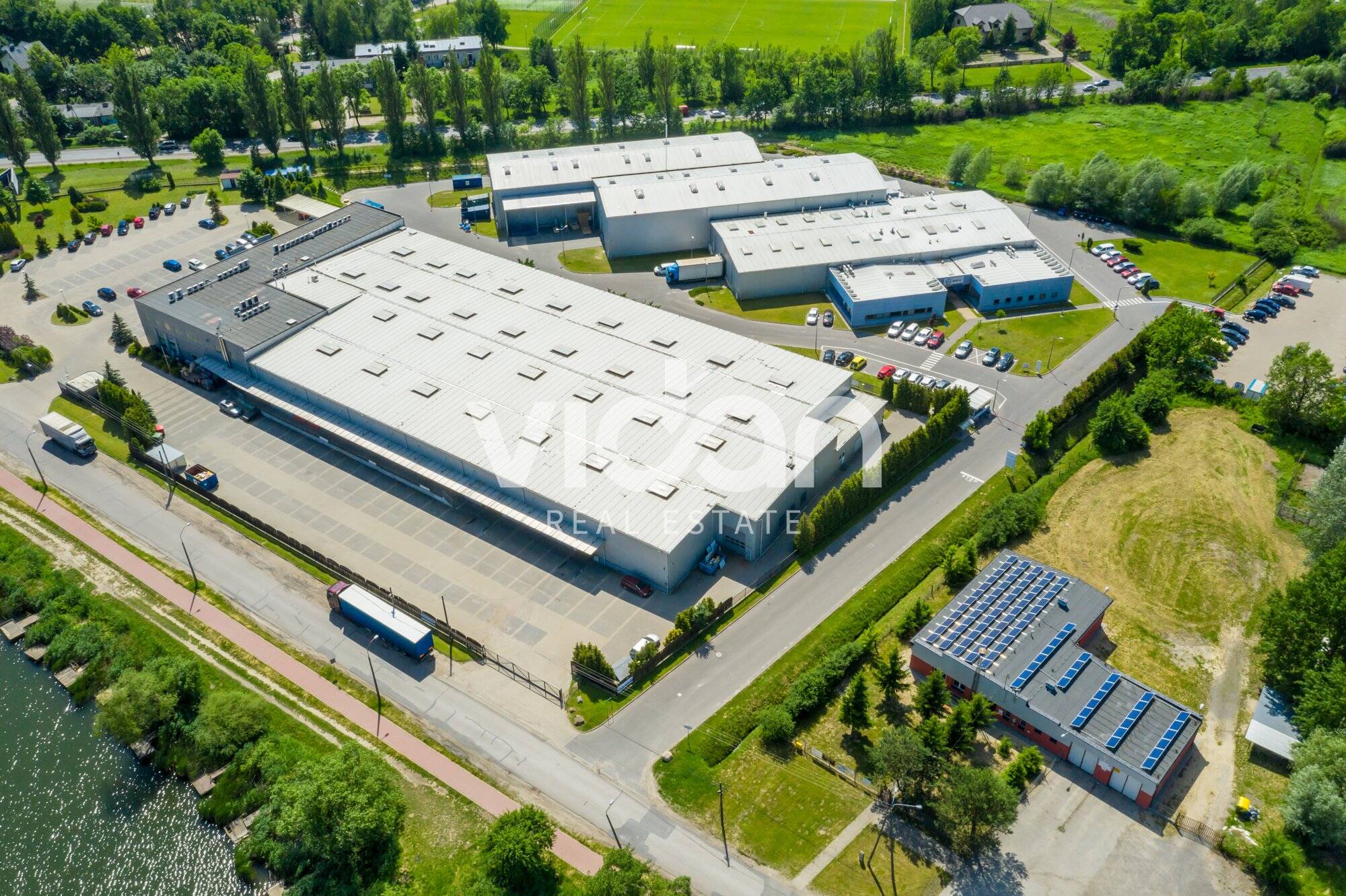 LOGISTIK | WGK-3 | JUMBOTORE | RAMPEN | 10,5 m HÖHE | VIDAN REAL ESTATE