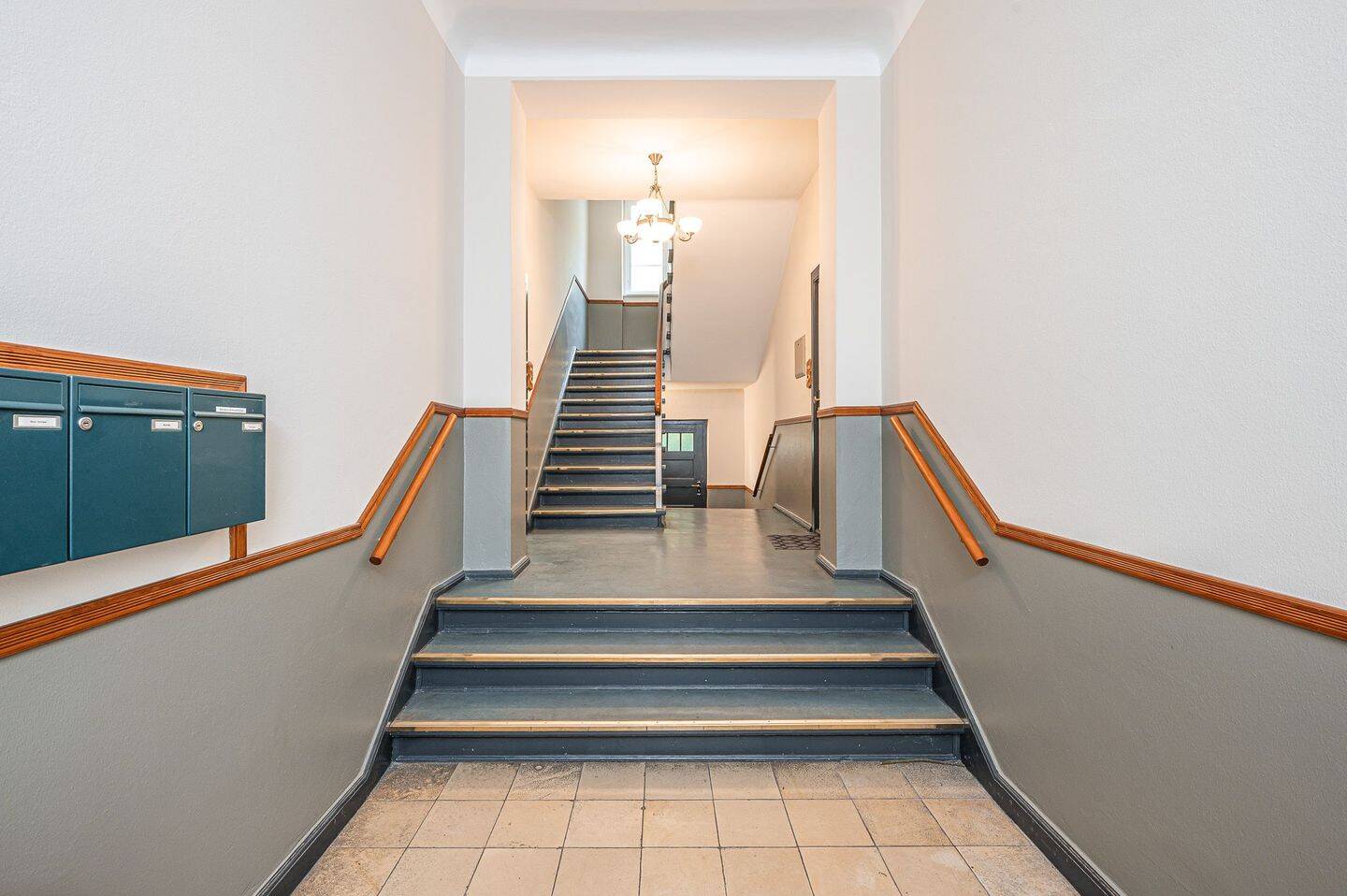 Zuhause mit Abendsonne - charmante 2-Zimmer-Wohnung im Dachgeschoss – Berlin – Vorschaubild 4