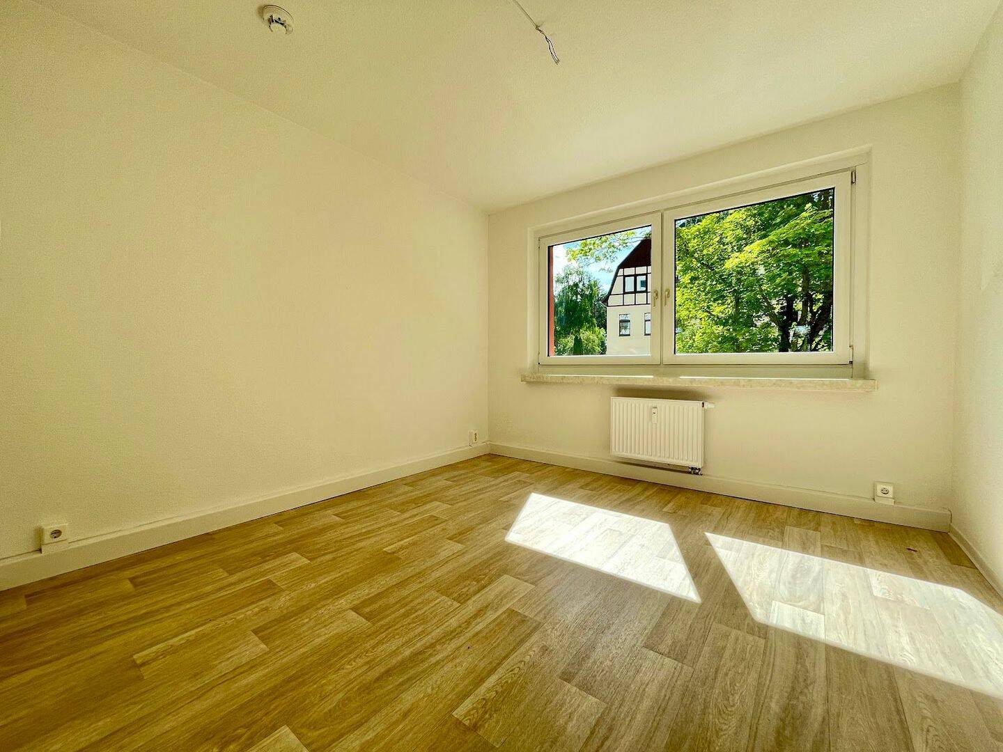 Zuhause im Grünen - Balkon & Park direkt vor der Tür