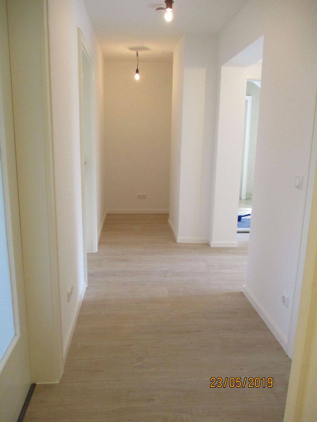 Moderne-charmante- Dachgeschosswohnung-Sendl.Westpark – München – Vorschaubild 3
