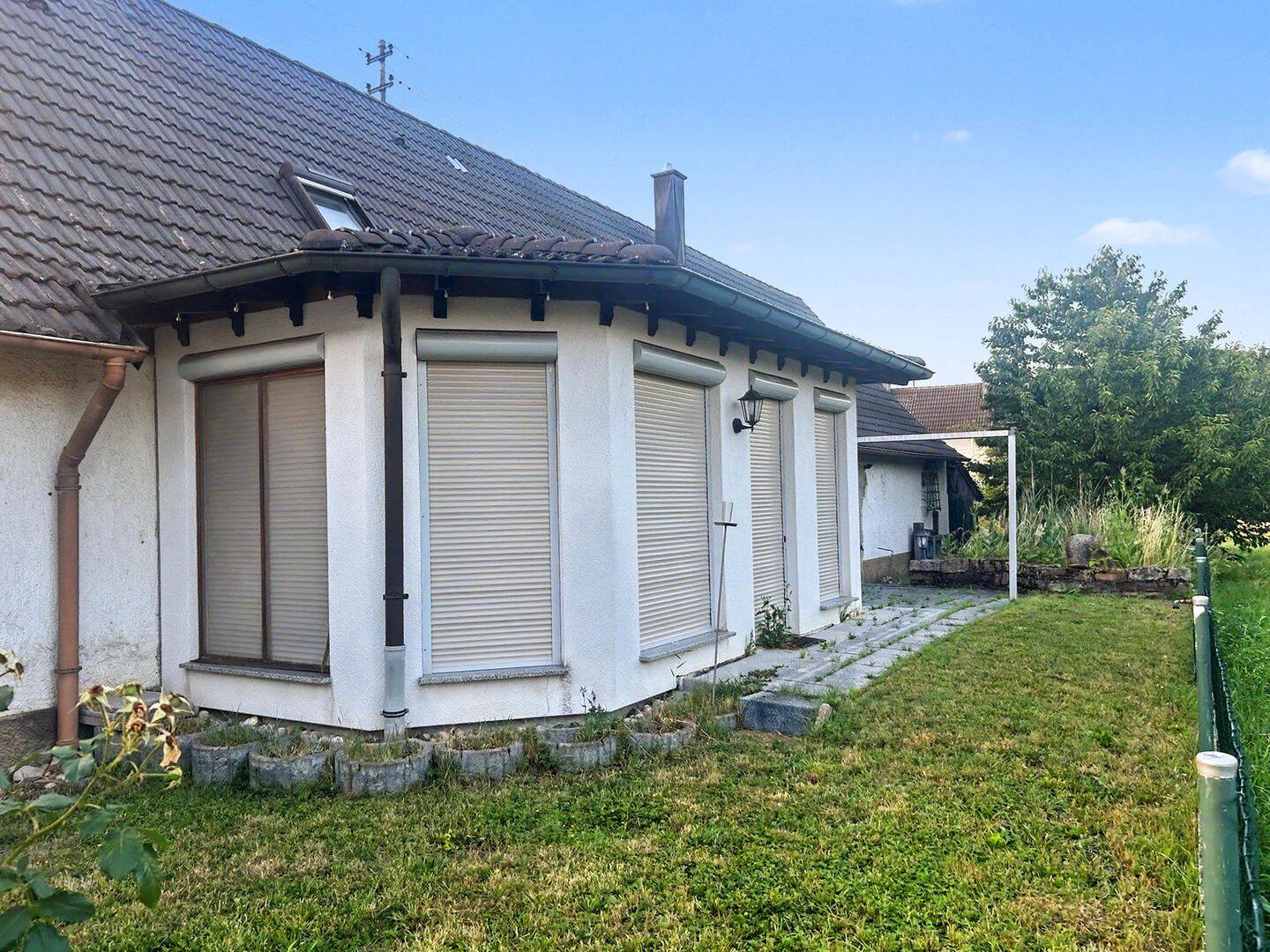 Sanierungsbedürftiges Einfamilienhaus mit Ausbaupotential, Hof und Garten in Rastatt-Wintersdorf – Rastatt – Vorschaubild 6