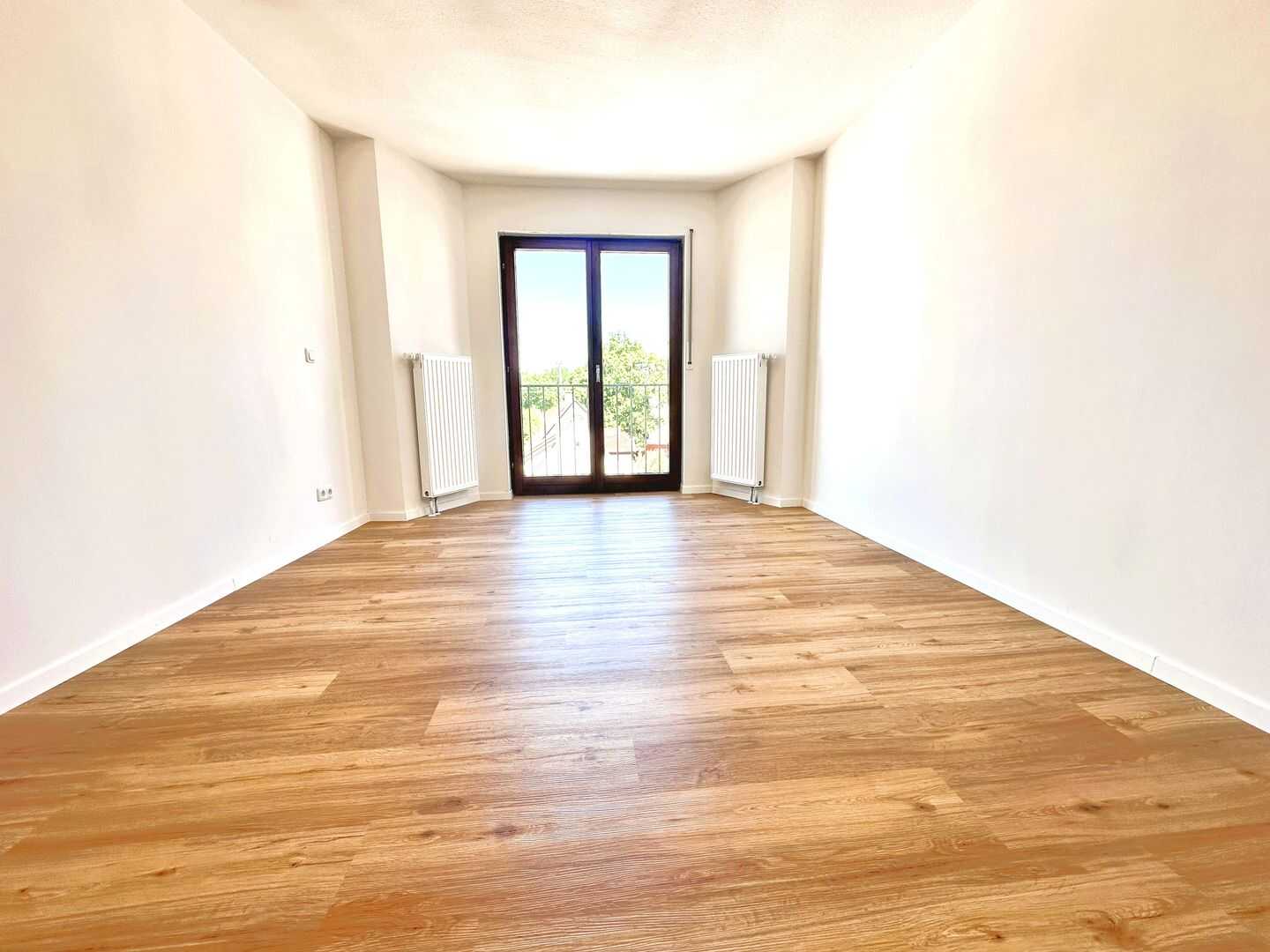... ZENTRALE LAGE MIT "WEITBLICK" ... 2-ZIMMER-WOHNUNG MIT BALKON ... – Nürnberg – Vorschaubild 7