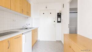 bezugsfreies Apartment im Grünen, mit S/W-Balkon und Garage – 14167 Berlin – Vorschaubild 5
