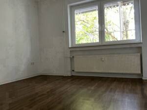 Zeitgemäße 3-Raum-Wohnung mit sonnigem Balkon in modernisiertem Gebäude! – 45279 Essen – Vorschaubild 4