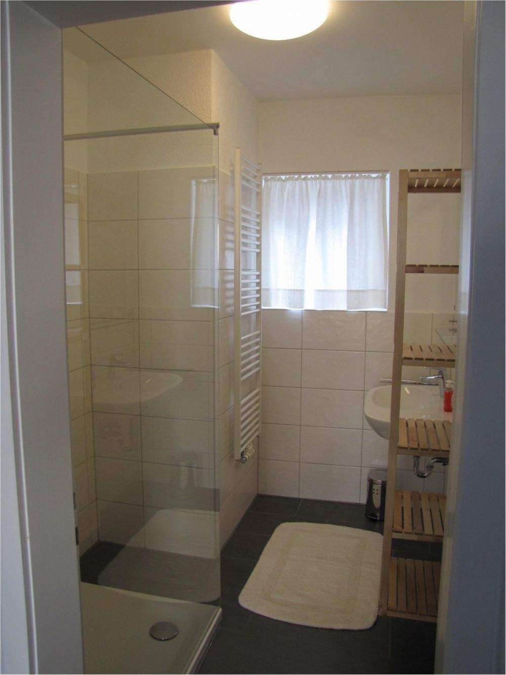 Wohlfühl- WG- Zimmer in ruhiger, zentrumsnaher Lage in Saarbrücken – Saarbrücken – Vorschaubild 3