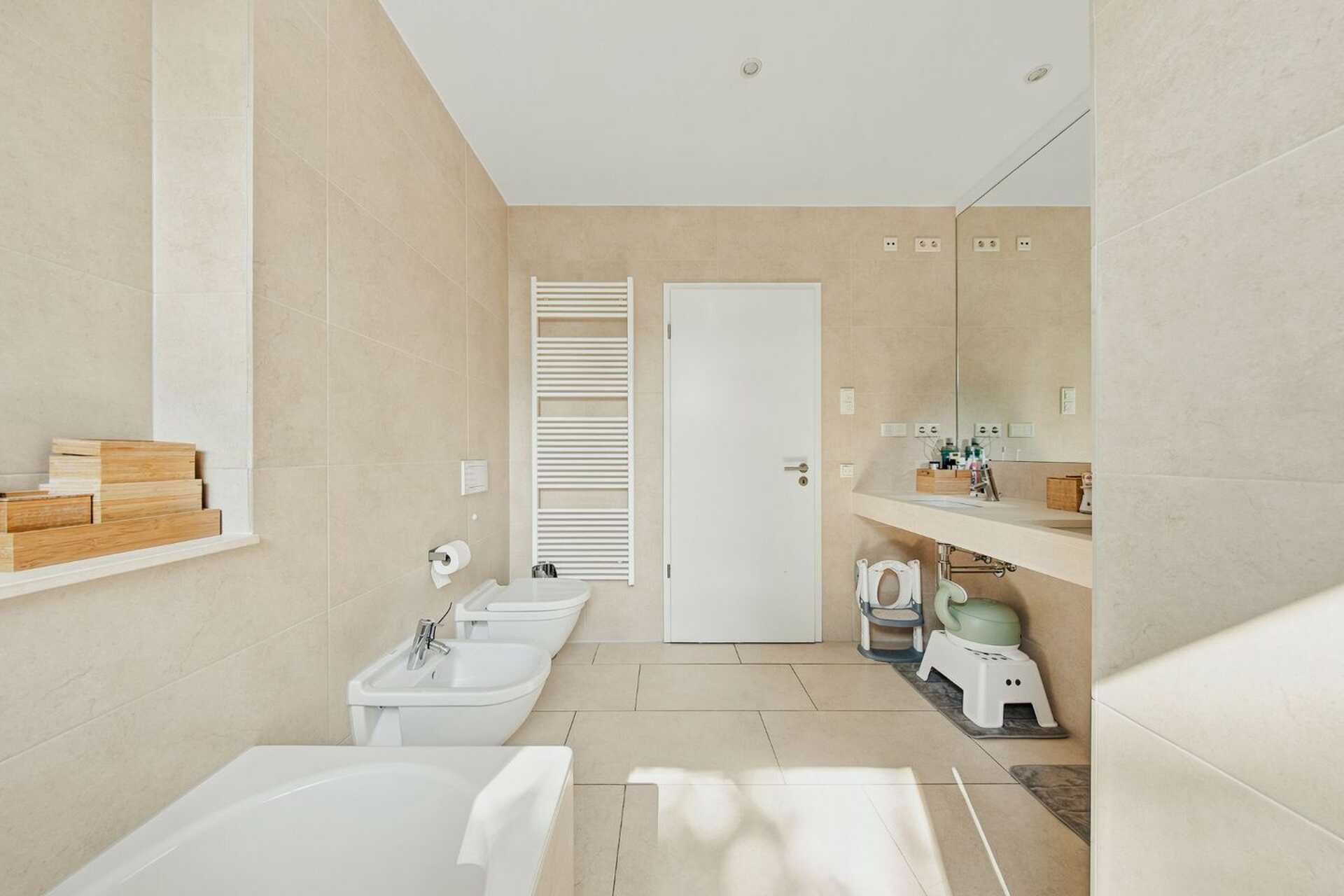 Erdgeschosswohnung in 50933 Köln mit 150 m² kaufen