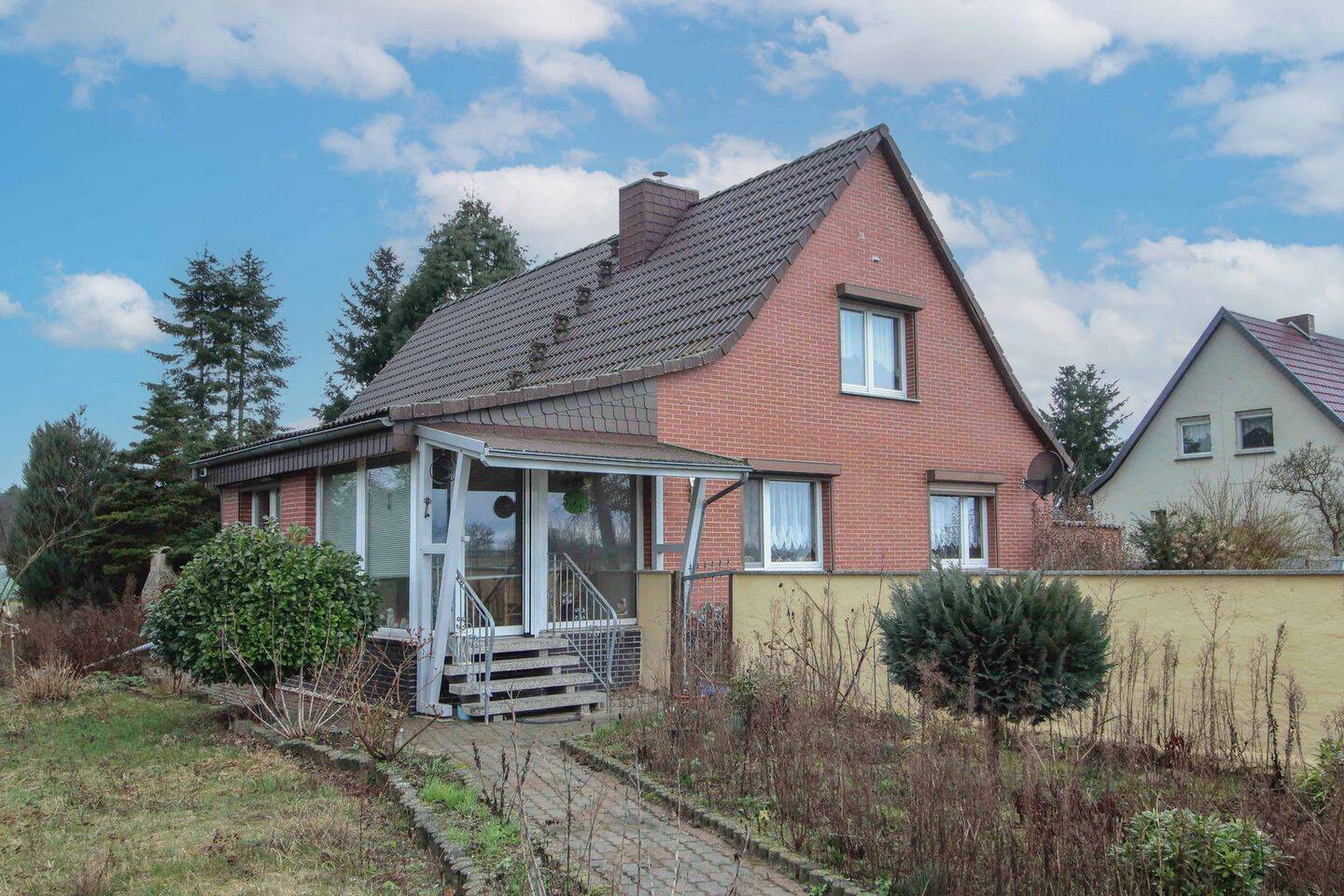 Charmantes Einfamilienhaus in Grieben - Wohnen im Grünen mit Kamin und 1.389 m² Grundstück
