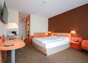 Gewinnpacht + mtl. Fix-Pacht: Hotelzimmer mit Stellplatz als Kapitalanlage in Frankfurt – 60486 Frankfurt am Main – Vorschaubild 3