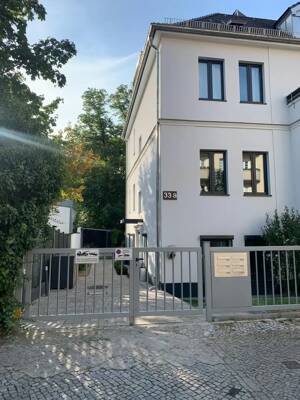 3-Zi.-Wohnung in Berlin Westend / 2- Balkone