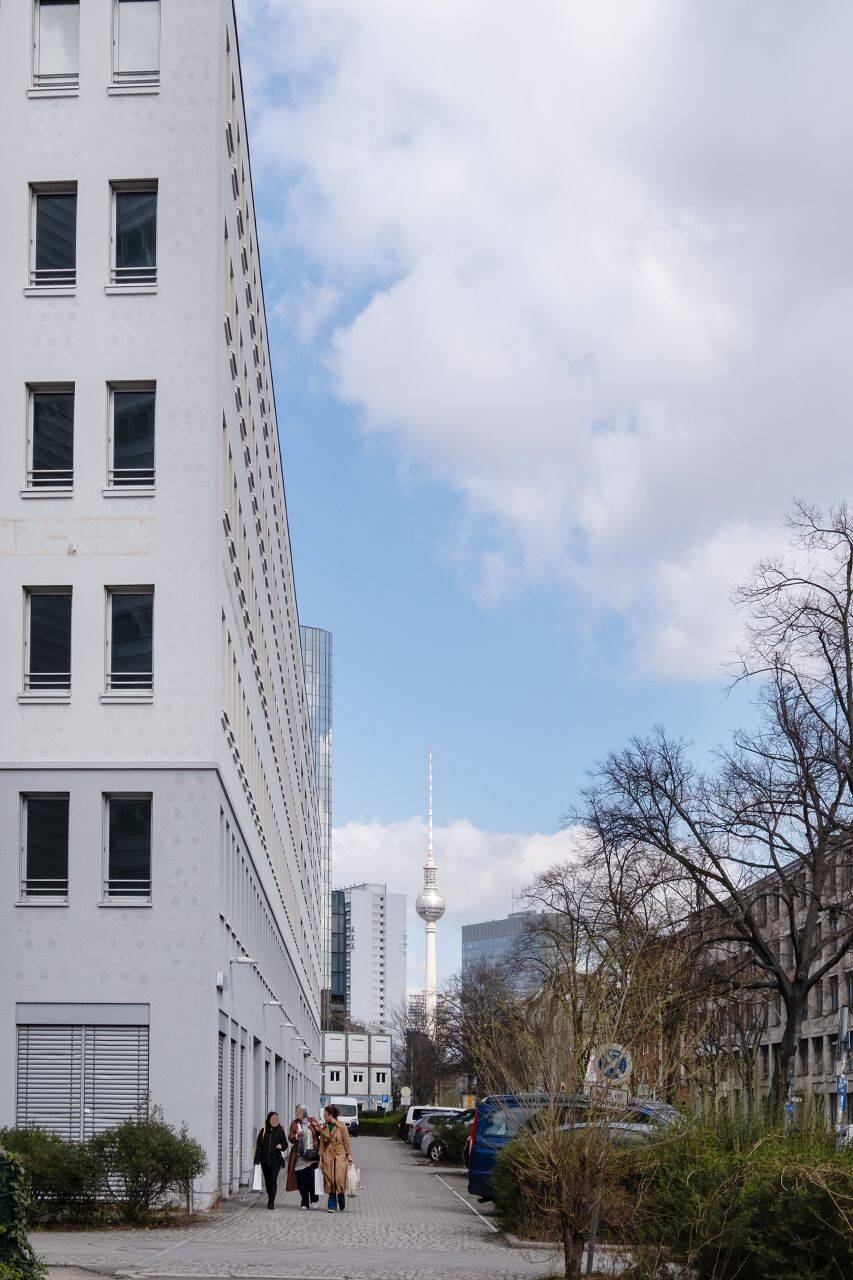 Wohnen mit Weitblick in Toplage - Single-Apartment im 13. Obergeschoss – Berlin – Vorschaubild 8