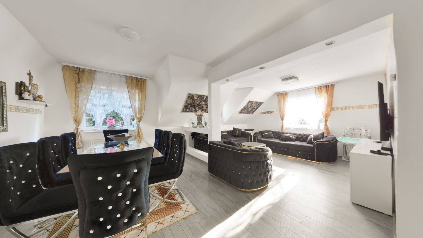 Attraktive Dachgeschosswohnung in ruhiger Lage von Essen – Essen – Vorschaubild 3