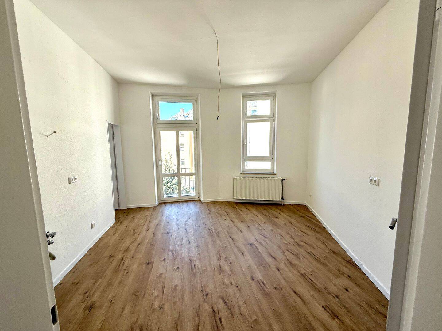 *Erstbezug nach Sanierung* 4,5-Zimmer-Wohnung in Bestlage Rotkreuzplatz