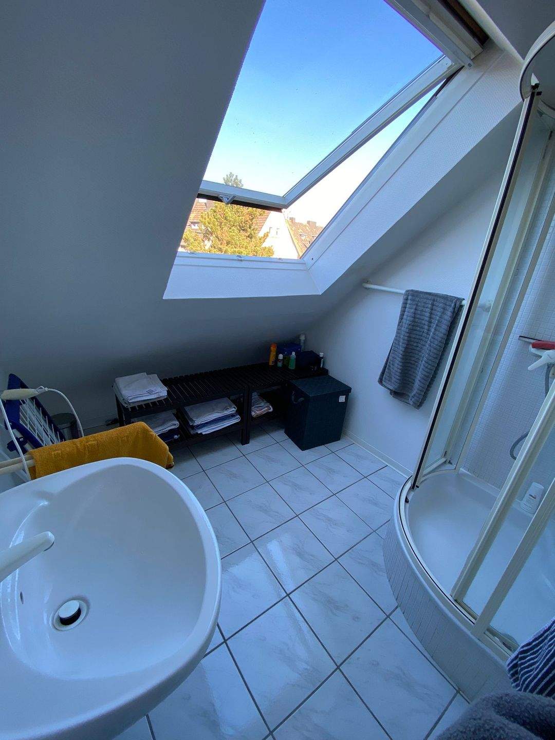 Sbr.-St. Arnual * gemütliche DG-Wohnung * 2 ZKB * Küche – Saarbrücken – Vorschaubild 4