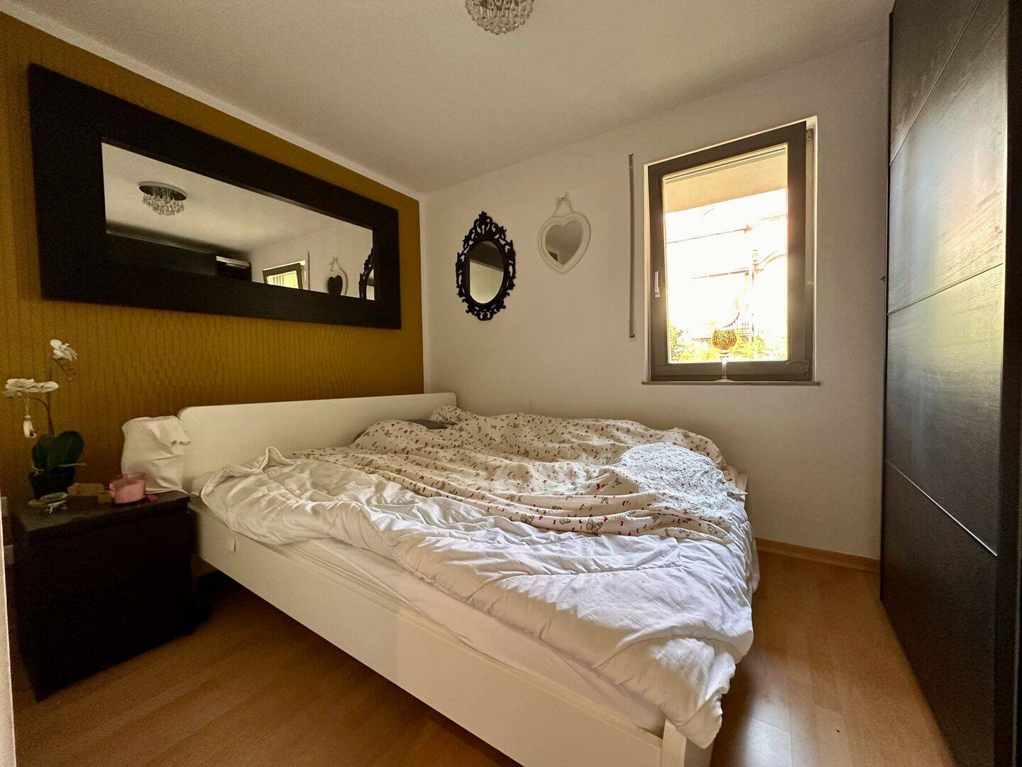 Top-Gartenwohnung Weißer Hirsch: Su?dterrasse, Marmor, 12 €/m² Miete & Tiefgarage – Dresden – Vorschaubild 9