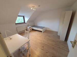 Altbaucharme mit Rendite und Ausbaupotential – 47805 Krefeld – Vorschaubild 9