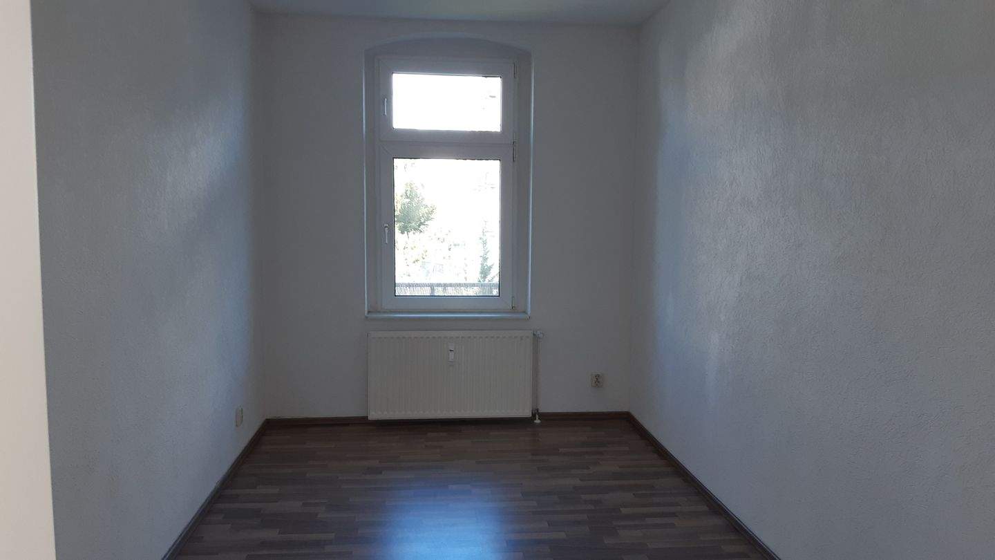 3-Zimmer-Wohnung mit Balkon und Aufzug – Chemnitz – Vorschaubild 2