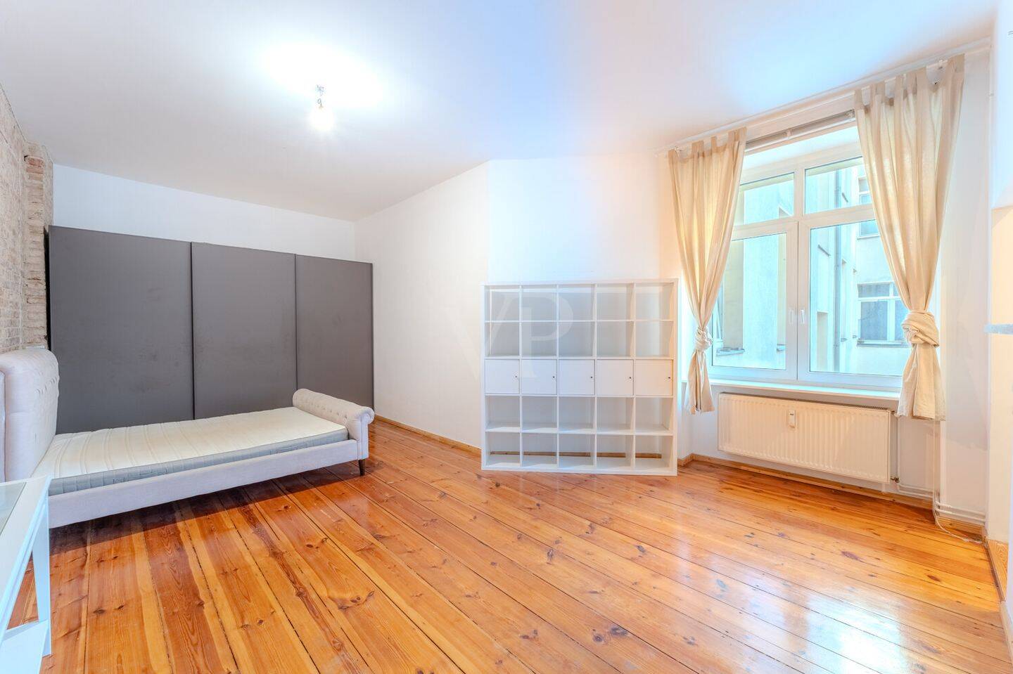 Bezugsfreies Apartment mit großem Wohnbereich im Prenzlauer Berg! – Berlin – Vorschaubild 3